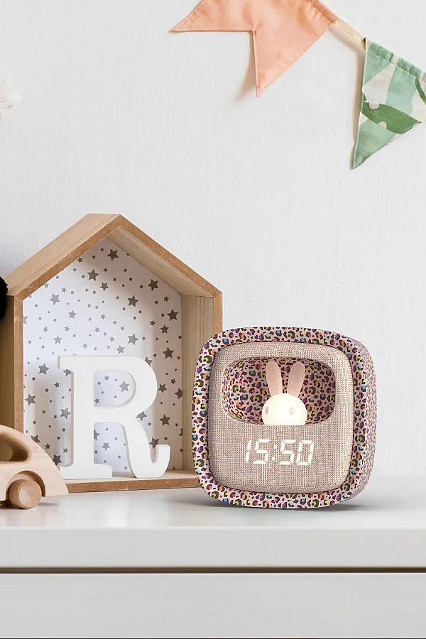 Billy Clock Masaüstü Saat ve Aydınlatma – Gökkuşağı Leopar (Limited Edition) - 3