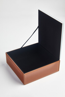 Şapkalı Kadın Motifli Dekoratif Cam Kutu - 2