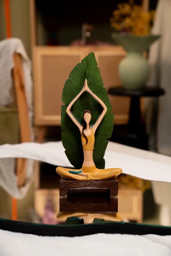 Yoga Yapan Kız – Dekoratif Biblo, Sarı - 1