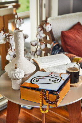 Yüz Motifli Dekoratif Cam Kutu - 5